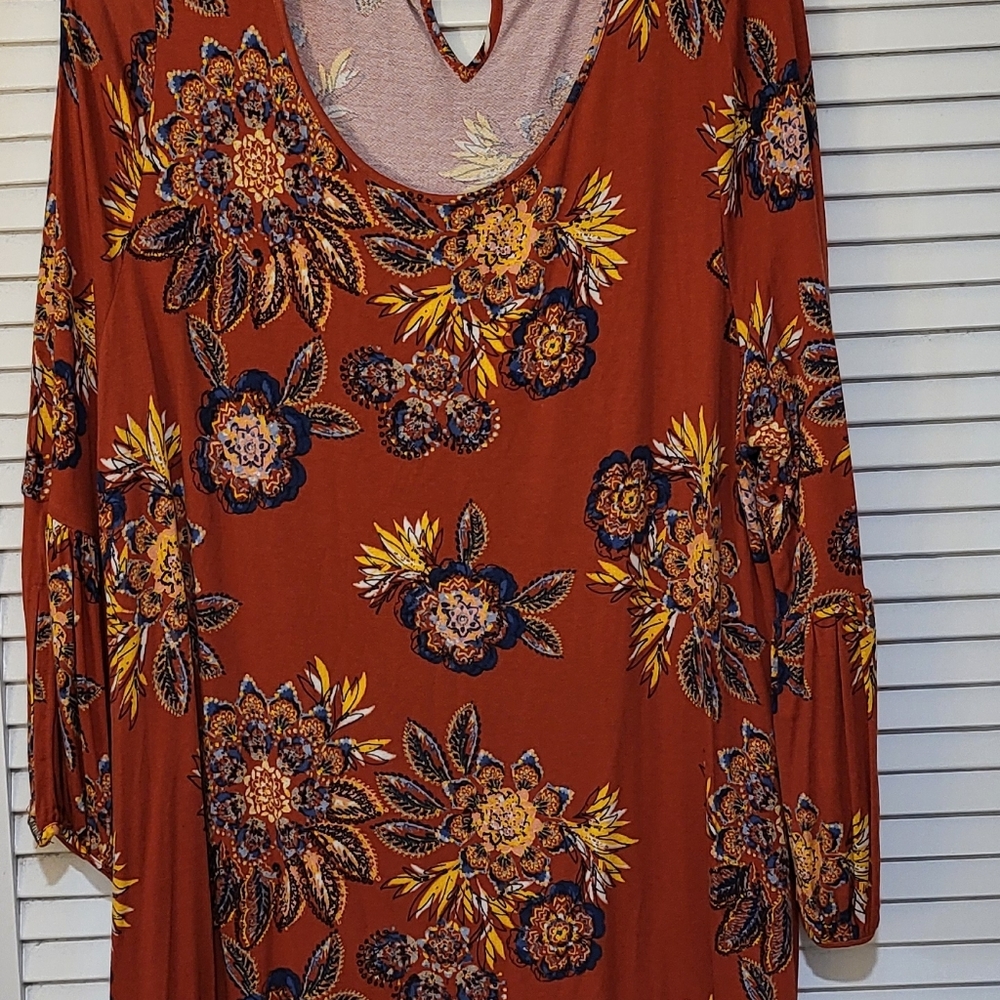 Dress With Side Pockets